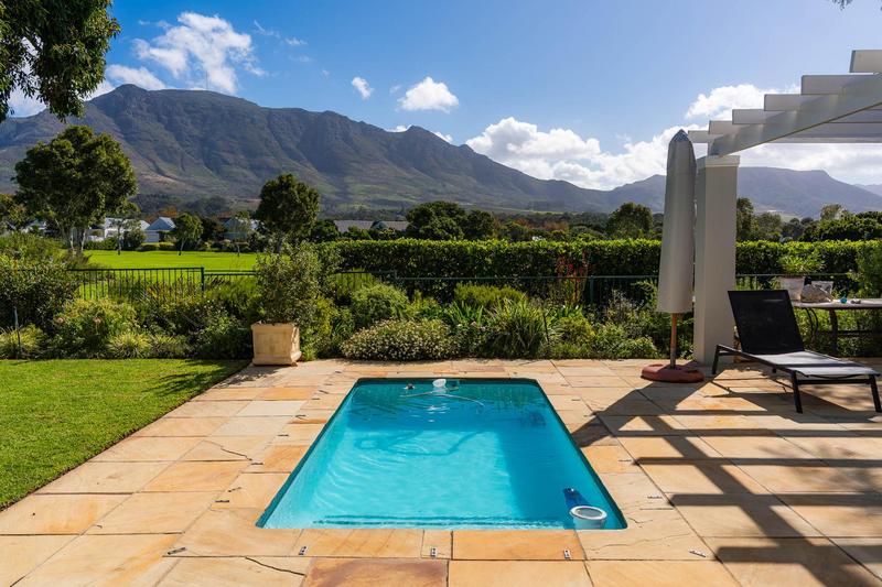 To Let 3 Bedroom Property for Rent in Steenberg Estate Western Cape